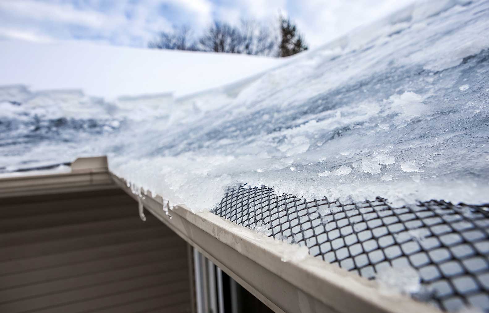 Ice dam removal