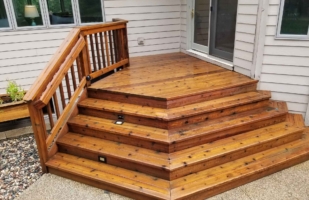Small deck with stairs